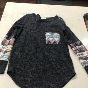 Aztec Dark Gray sweater small with sequins